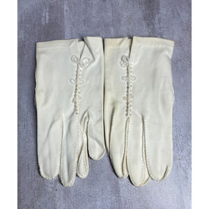 Vintage Crescendoe Womens Ivory 7.5 Leather Tailored Beaded Bow Design